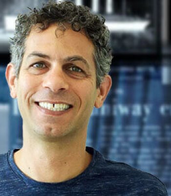 איטלי אלמוג